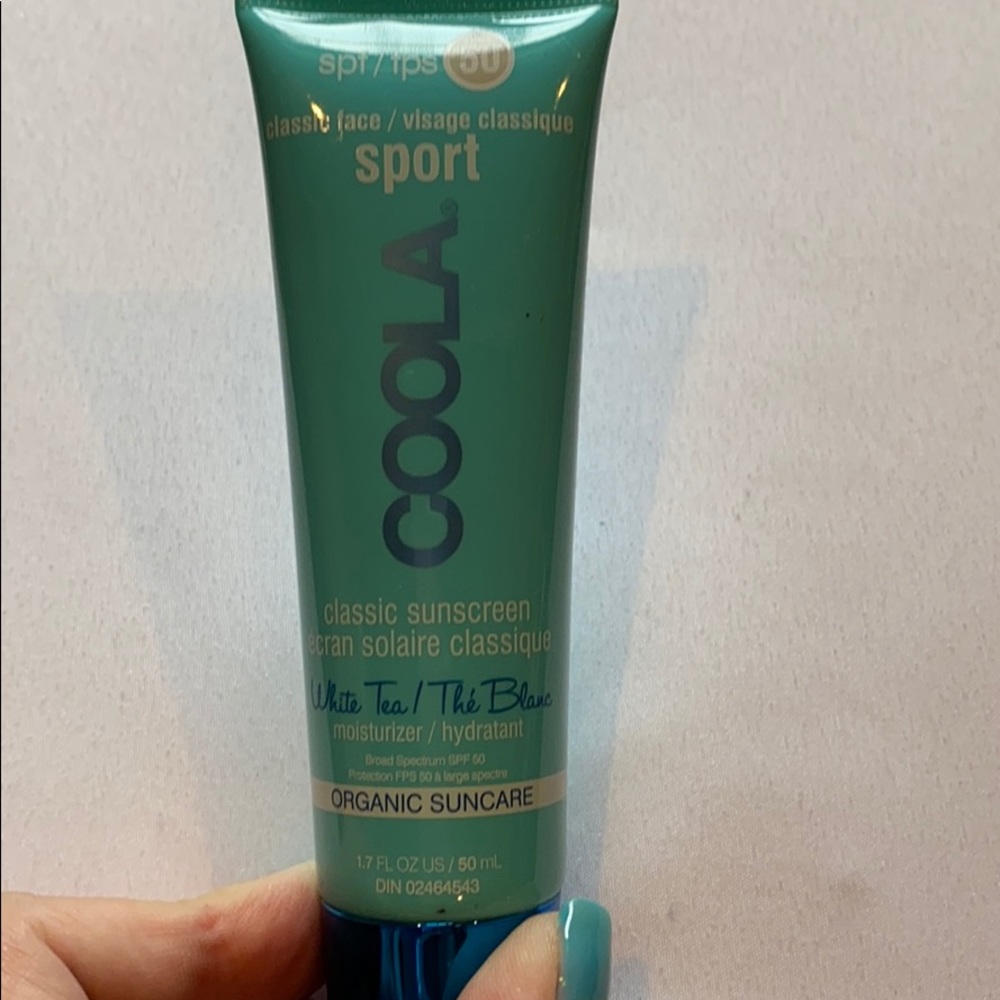 Coola sport spf 50 classic face sunscreen